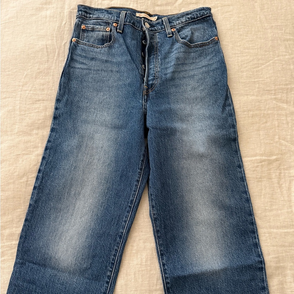 Levi’s Ribcage Straight Jeans - Picture 5 of 8